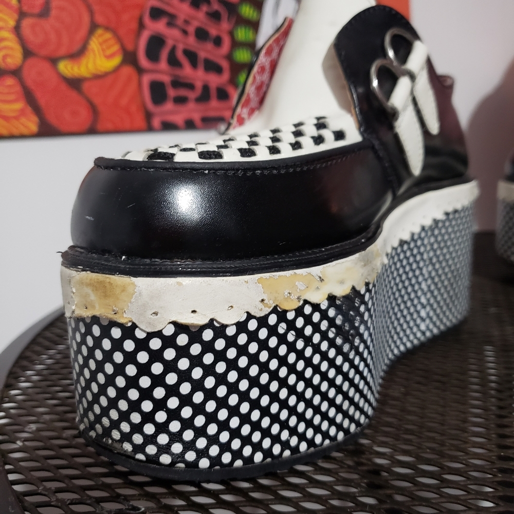 Hello Kitty creepers - Picture 4 of 4